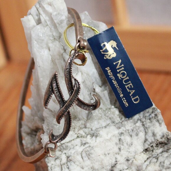 Niquea.D Initial Metal Bracelet - Picture 1 of 6